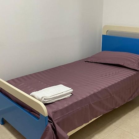 Anna'S Apartament Lushnjë Zewnętrze zdjęcie