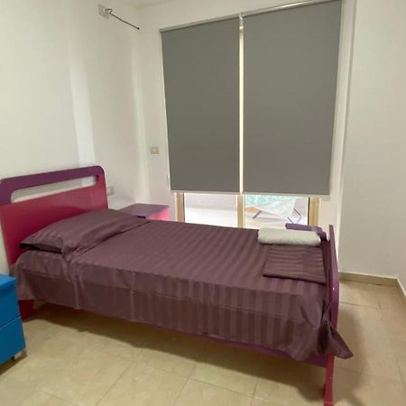 Anna'S Apartament Lushnjë Zewnętrze zdjęcie